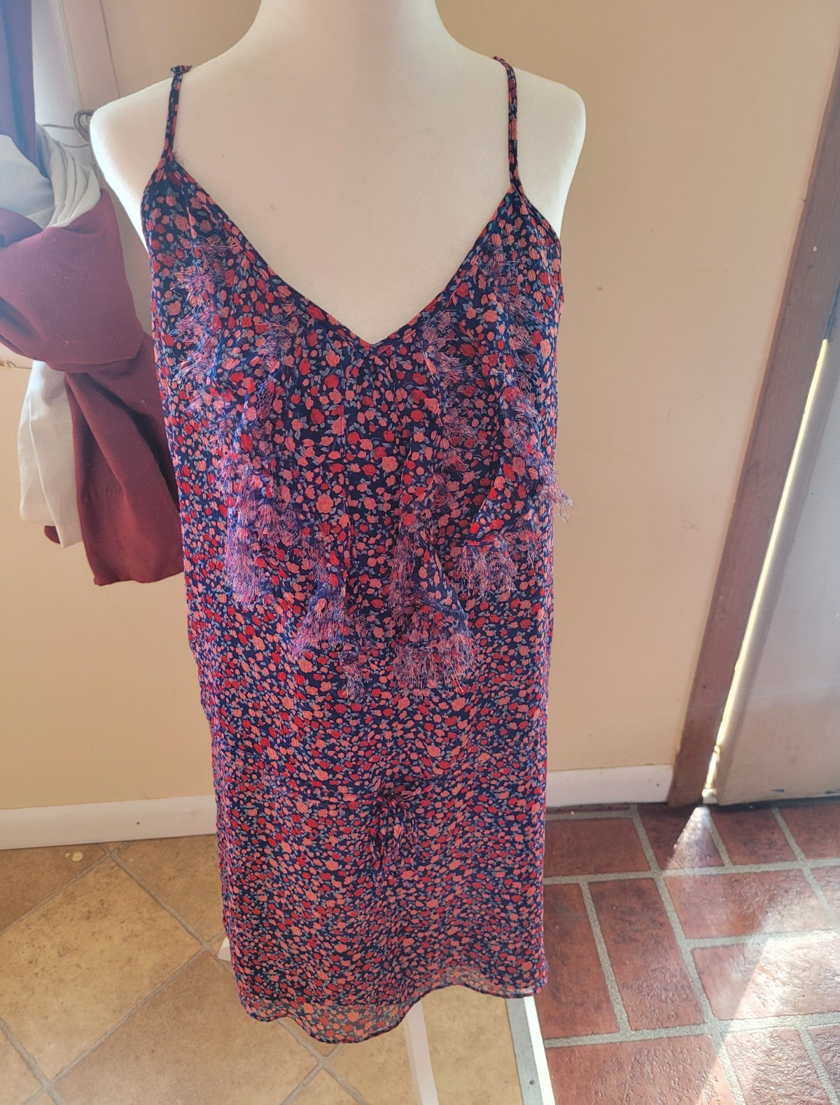Old Navy Navy/Pink Floral V-Neck Sleeveless Tie Waist Sheath Dress Size M