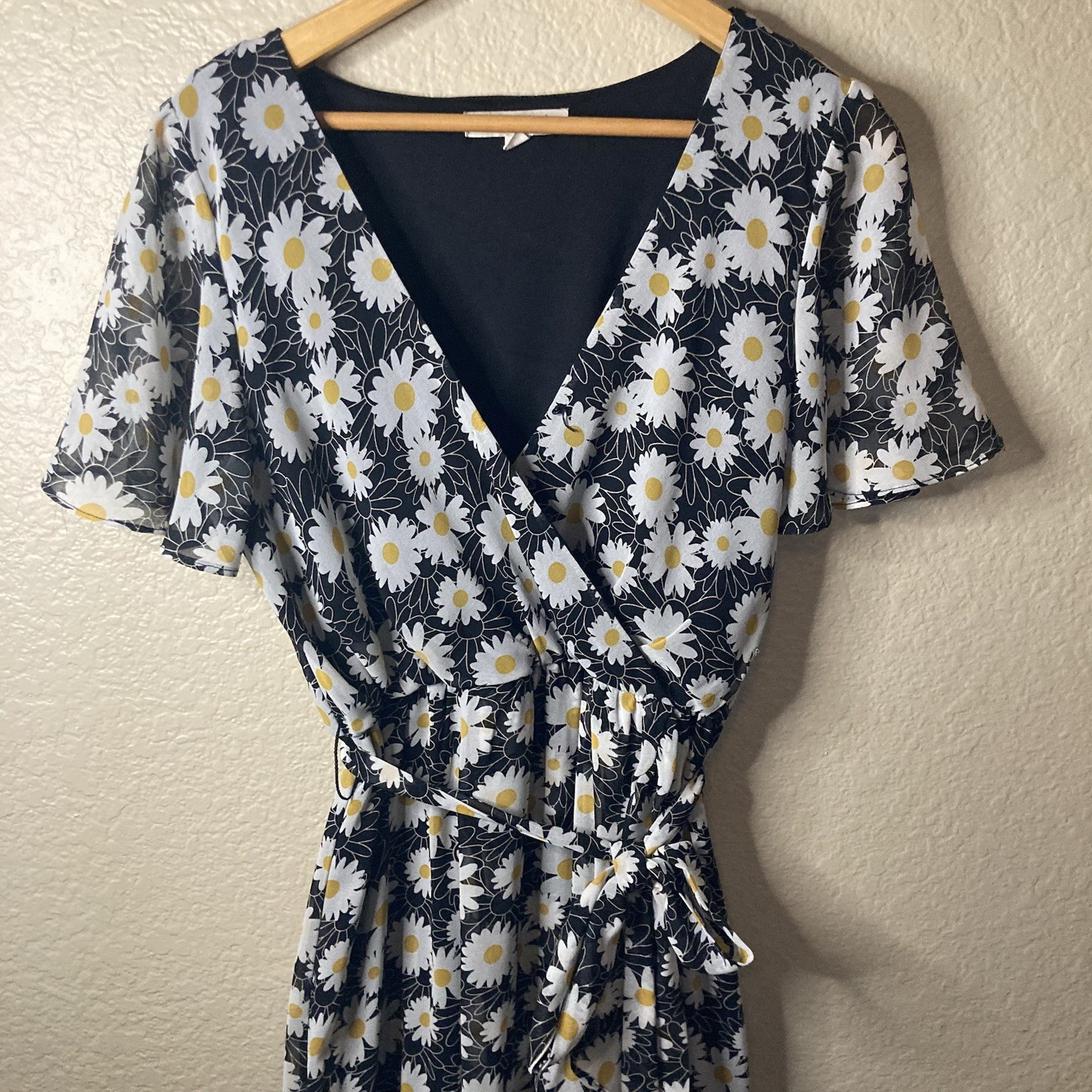 Rewind Floral Wrap Dress Bohemian Daisy Sundress High Low Cowgirl Size Medium