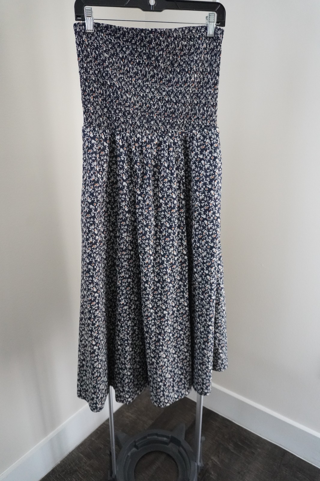 Veronica Beard Midi Dress Corneila Floral Smocked Strapless Cotton Size Medium