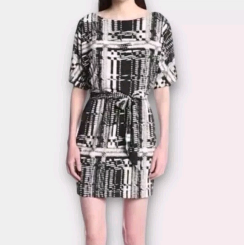 Trina Turk Black White Stretch Knit Dress Women’s 4 Lined No Belt Plaid NWT