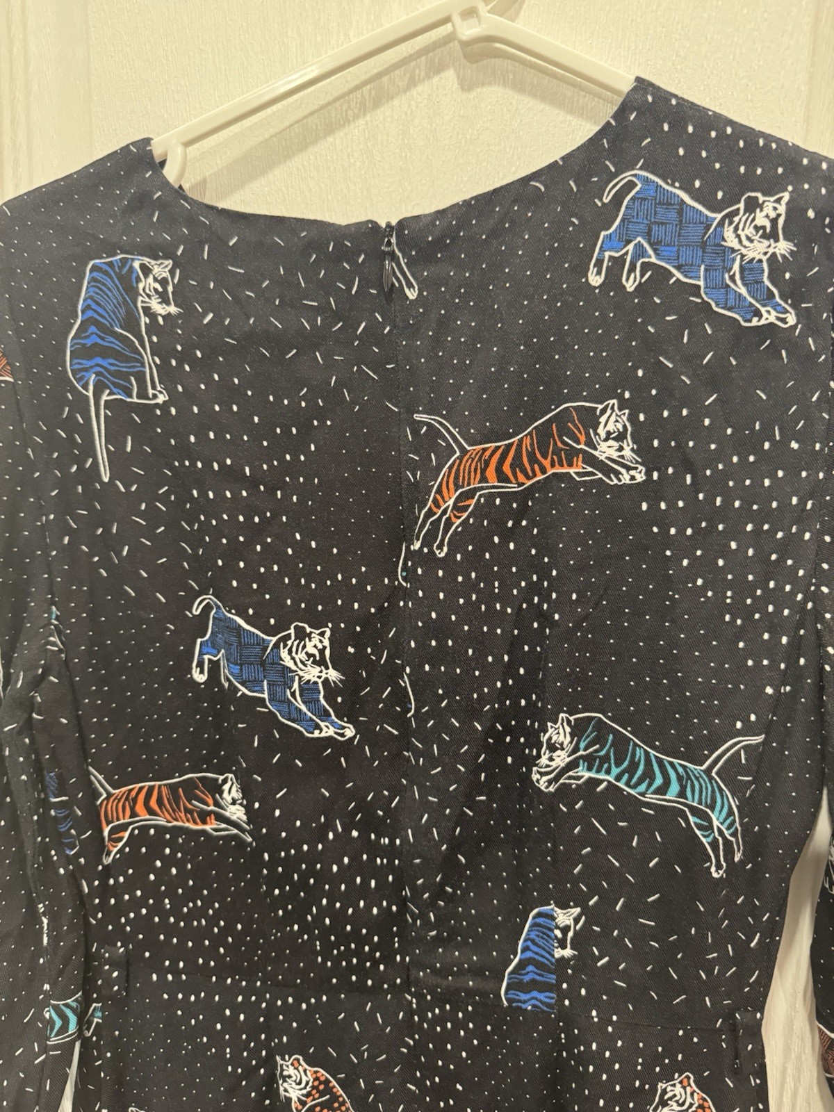 Sugarhill brighton black tiger patterned 3/4 sleeved mini dress size 8