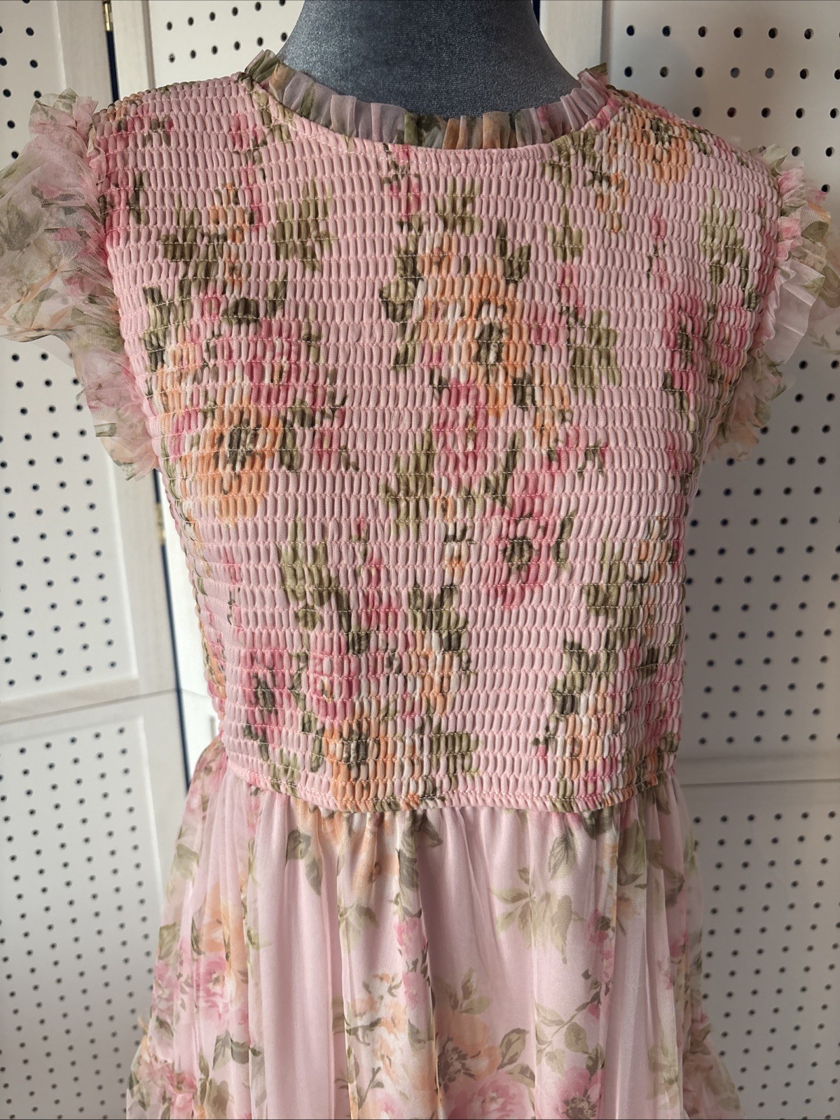 STUNNING ByThe River Pink Full Length Sleeveless Chiffon Dress, Button Neck Sz L