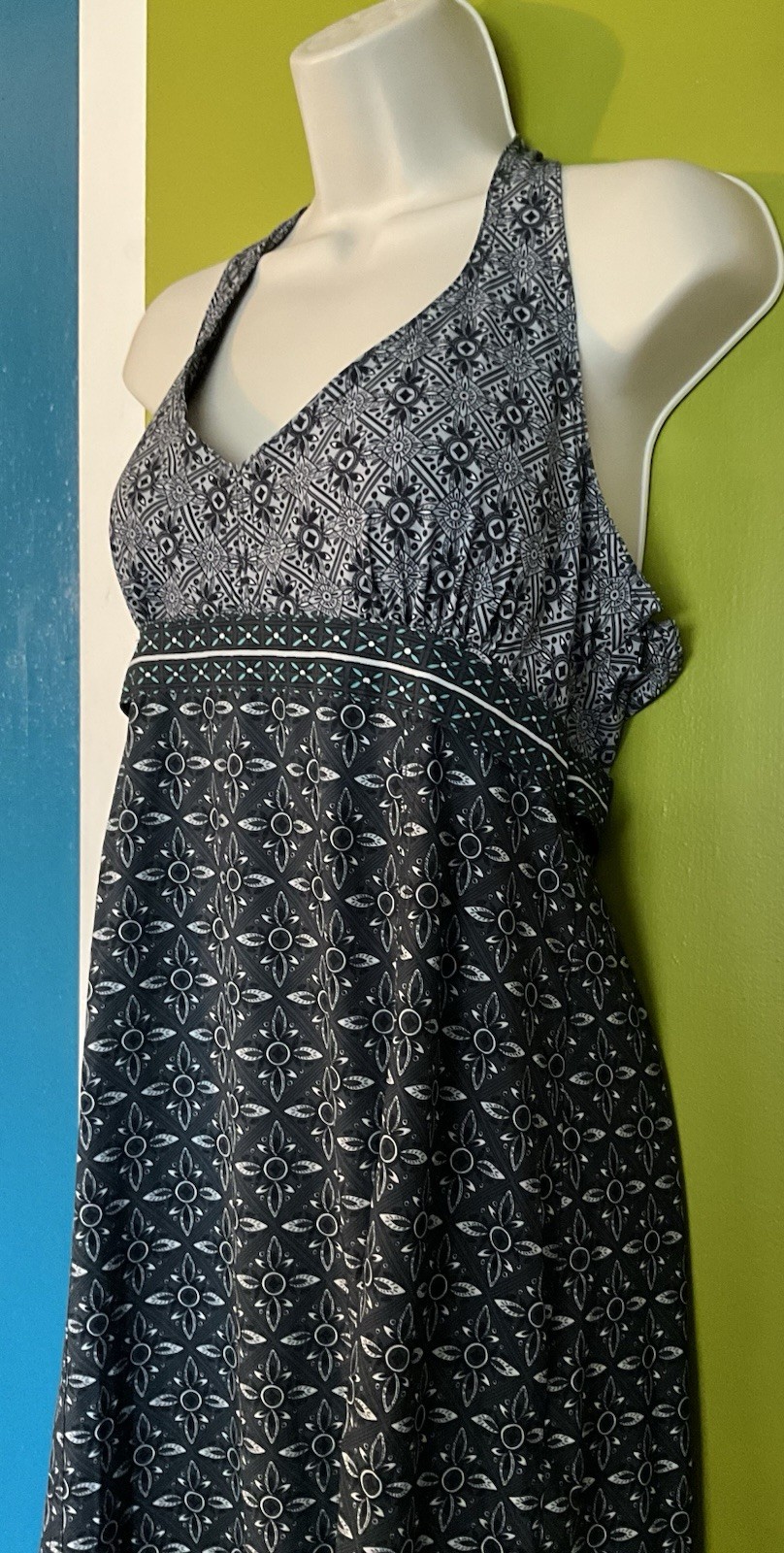 ATHLETA Gray Teal Pack Anywhere Quick Dry Halter Padded Smocked Sun Dress Sz M