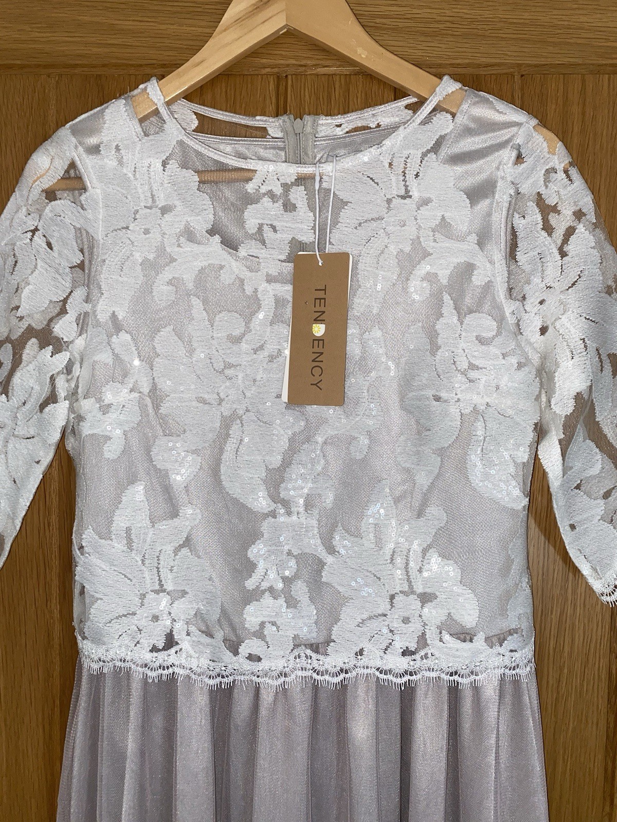 Tendency Occasion Dress Size 8/36 Nude Ivory Vintage Look Sequinned Wedding