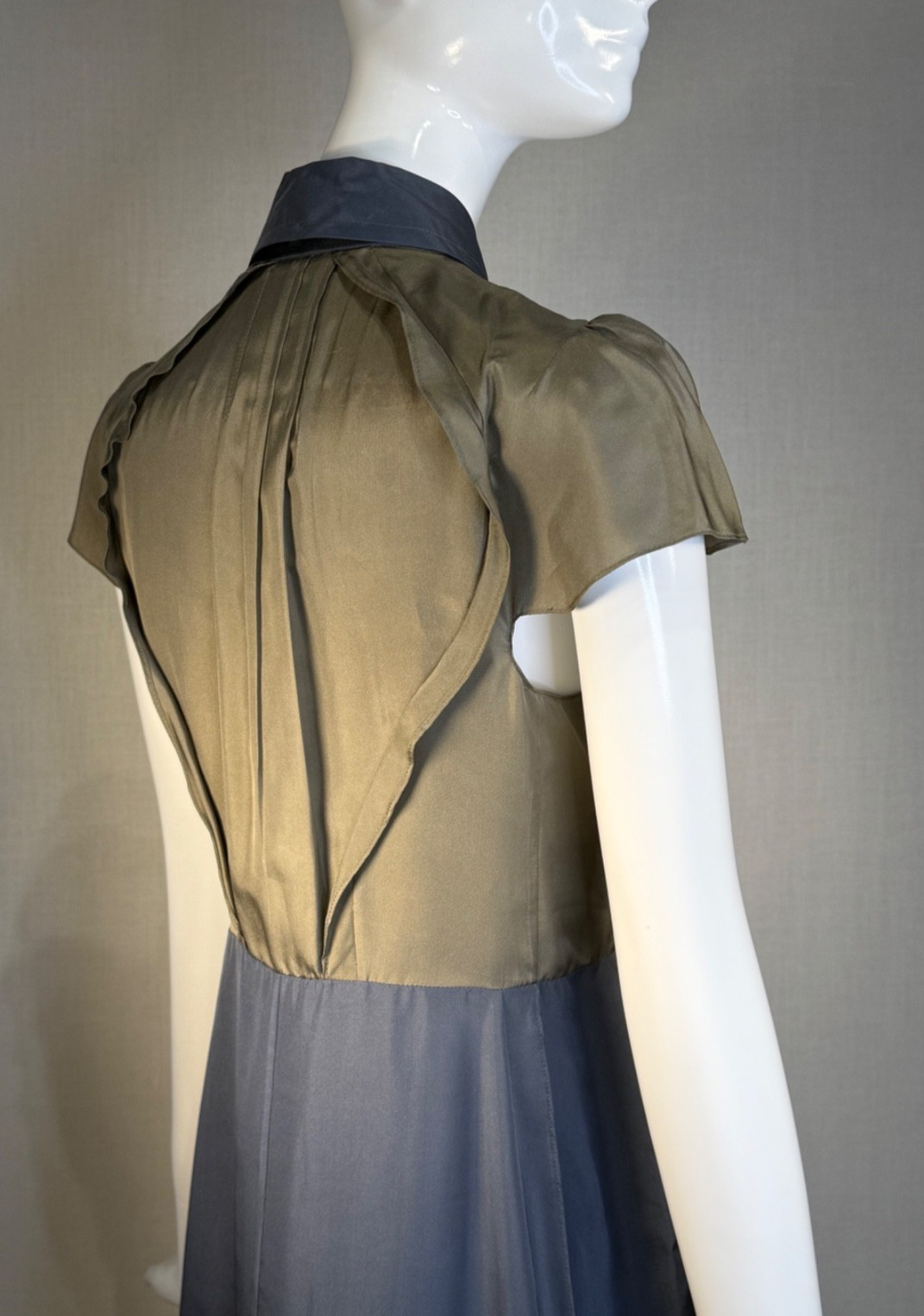 Carven 2013 Featherweight SILK Habotai Dress SIZE FR38 US6, Spring Summer Runway