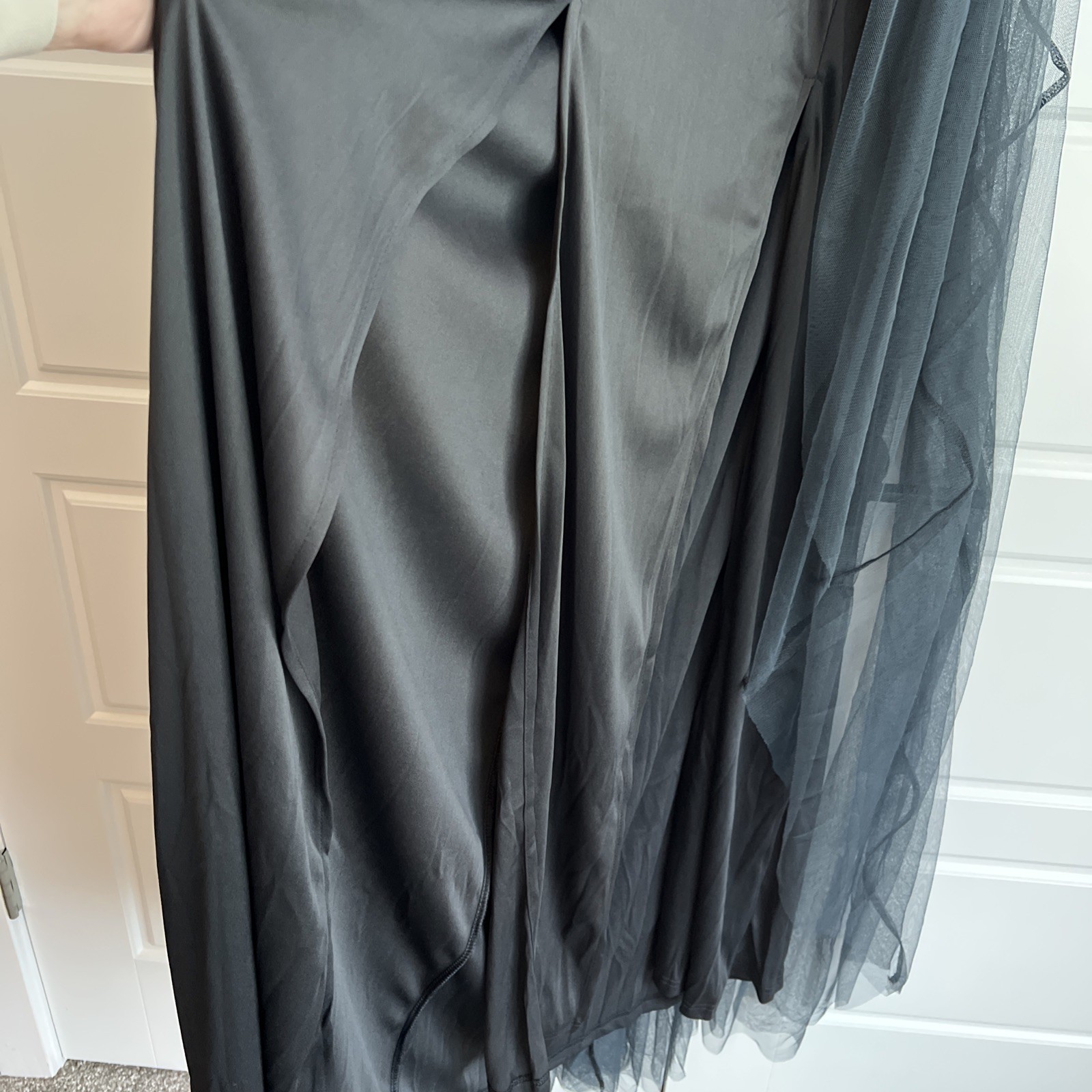 Luxxel Halter Strap Formal Gown Steel Blue Long Tulle Dress Ladies, size L NEW