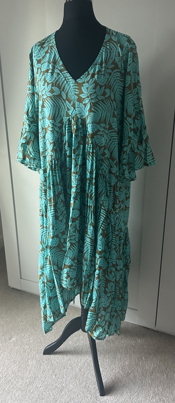 Turquoise & Brown Floaty Dres. One Size. Excellent Condition. Never worn