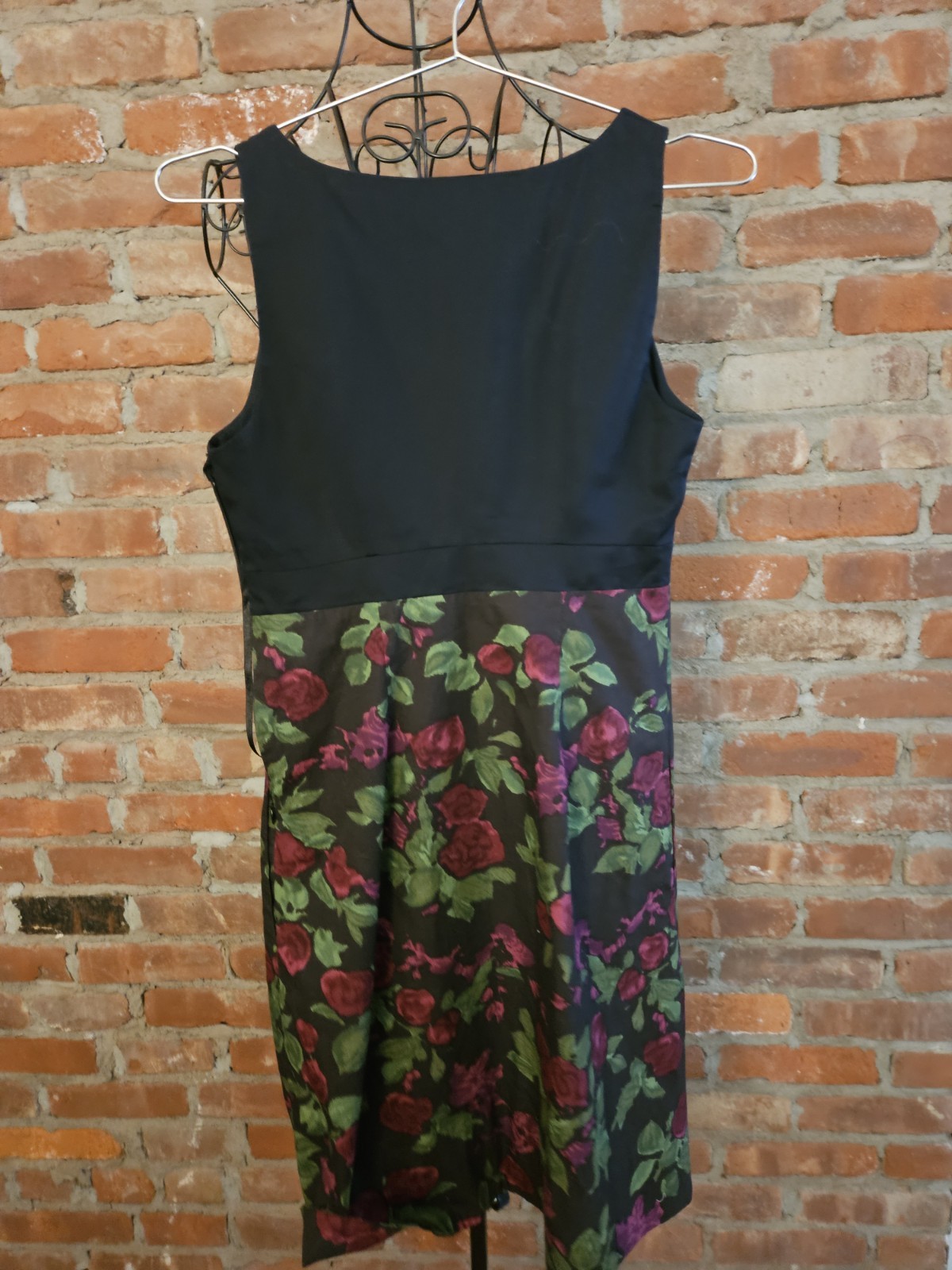 Moulinette Soeurs Anthropologie Dark Floral Forest Fairy Roses Distinctive …