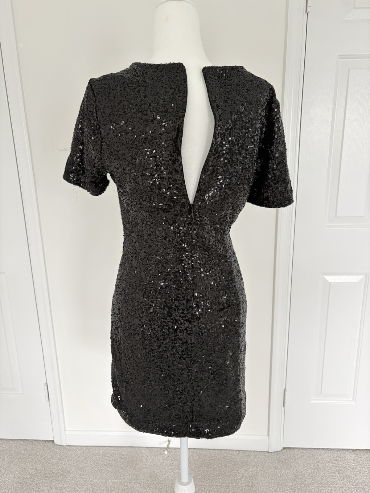 Pep&Co Black Sequin Solid Mini Dress V-Neck Short Sleeve Lined Zip Women 10