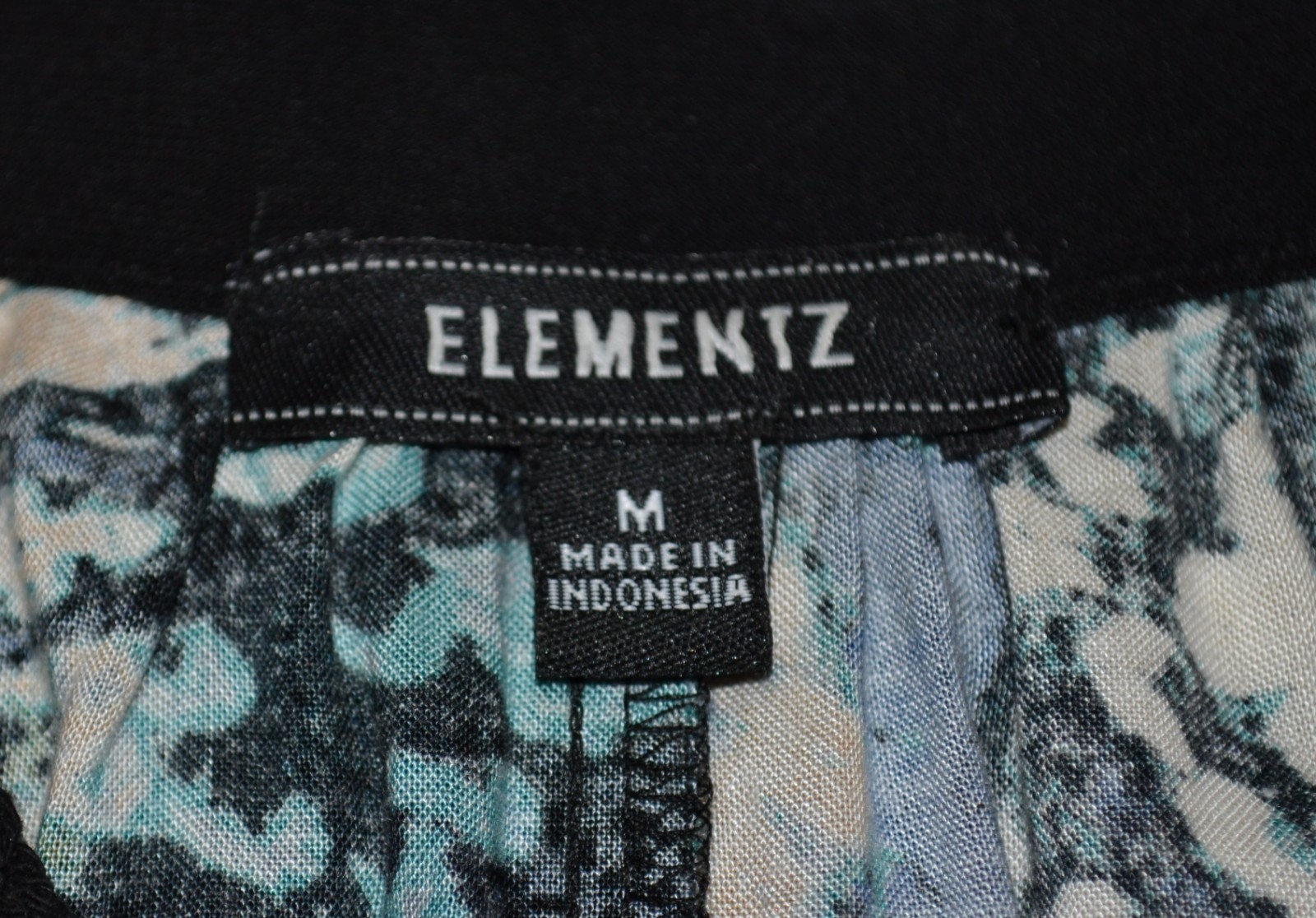 ELEMENTZ Blue Green Beige Patterned Sleeveless Dress Medium Woven Neckline