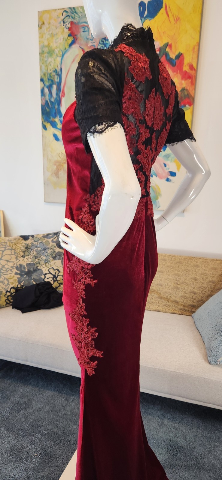 Red Carpet stretch velour dress with Chantilly and Alencon lace size S/M – NWT