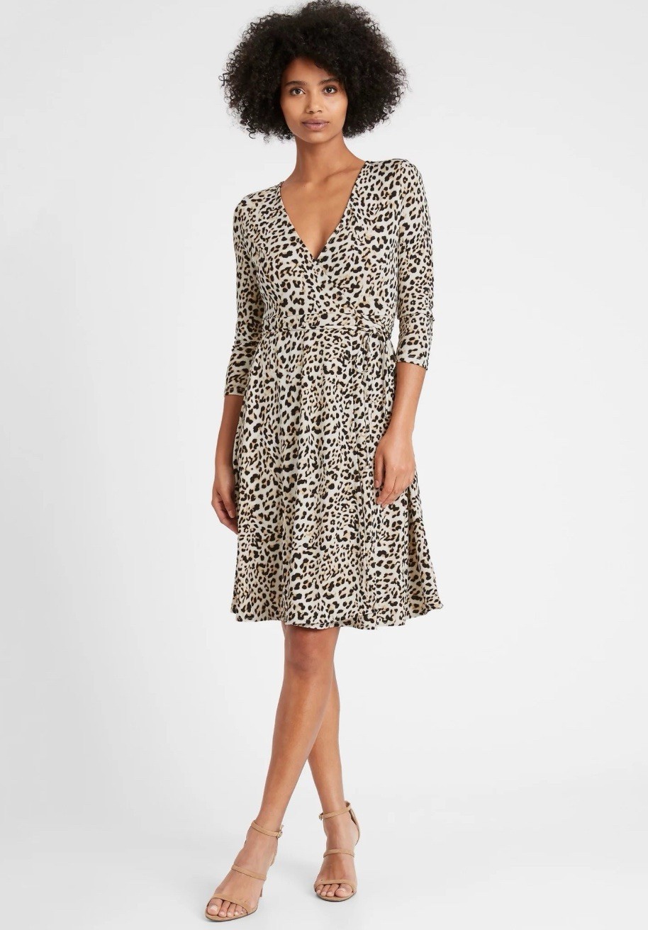 Banana Republic Wrinkle-Resistant Wrap Dress SMALL