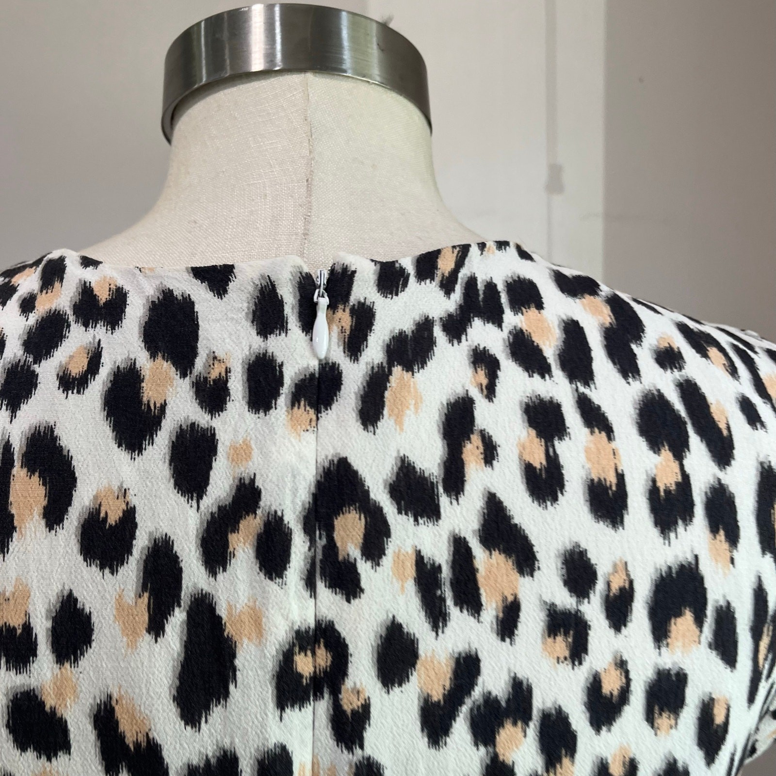 Loft White Leopard Print Short Sleeve Midi Dress Career Casual Party Sz 10