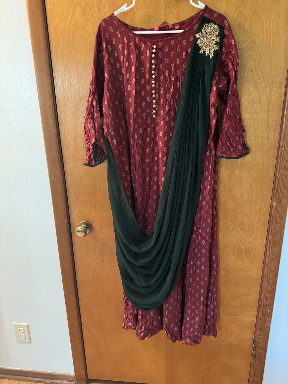 Pink Almirah Dress Maroon Red With Dark Green Sash And Gold Detail XL NEW