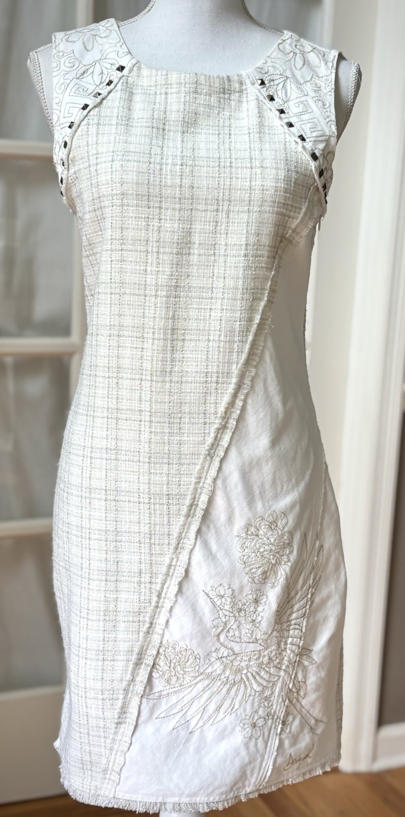 Desigual Ivory Tweed Embroidered Crane Sheath Dress Amparo Size 36