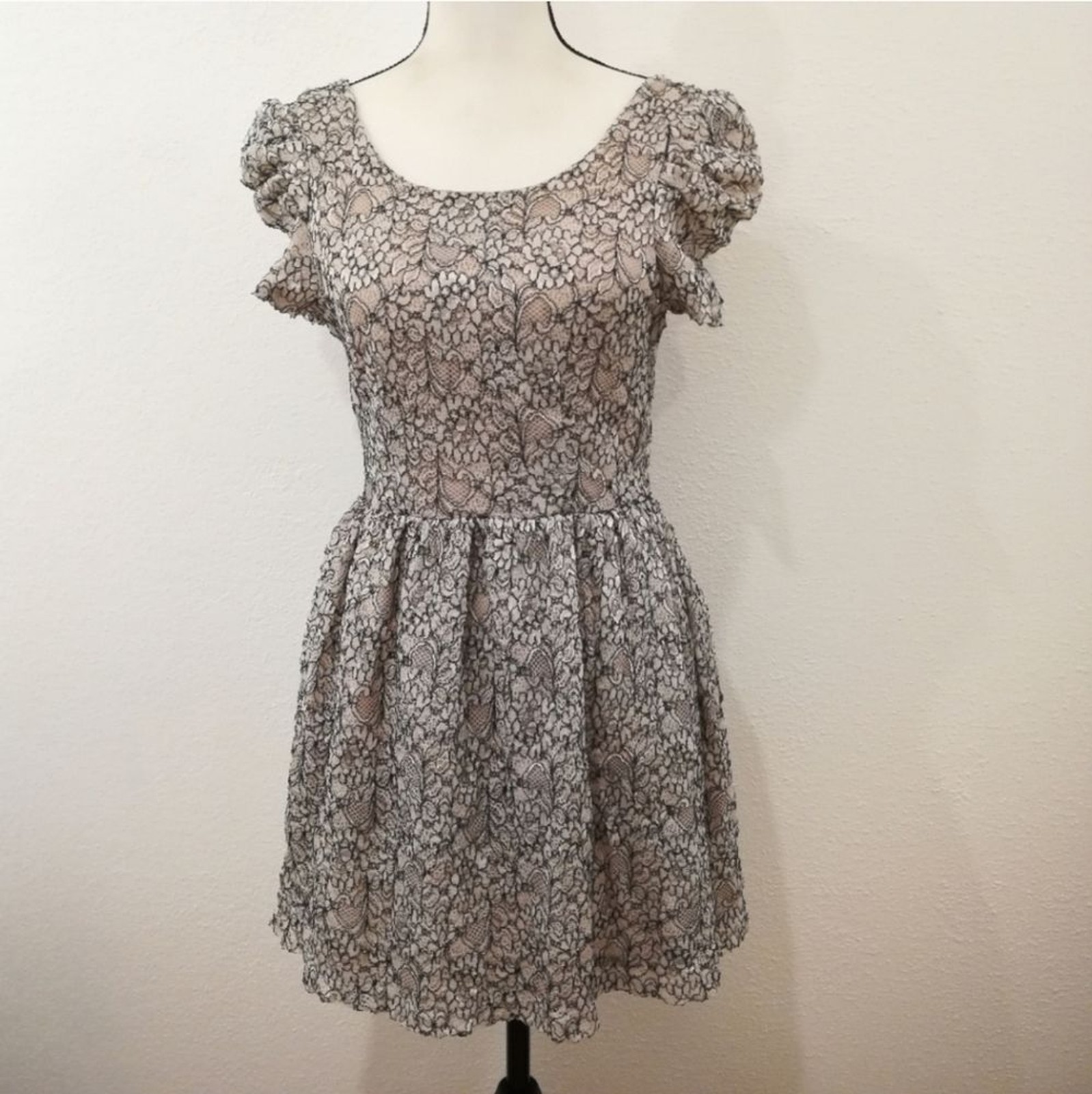 One Clothing Textured Lace Mini Dress
