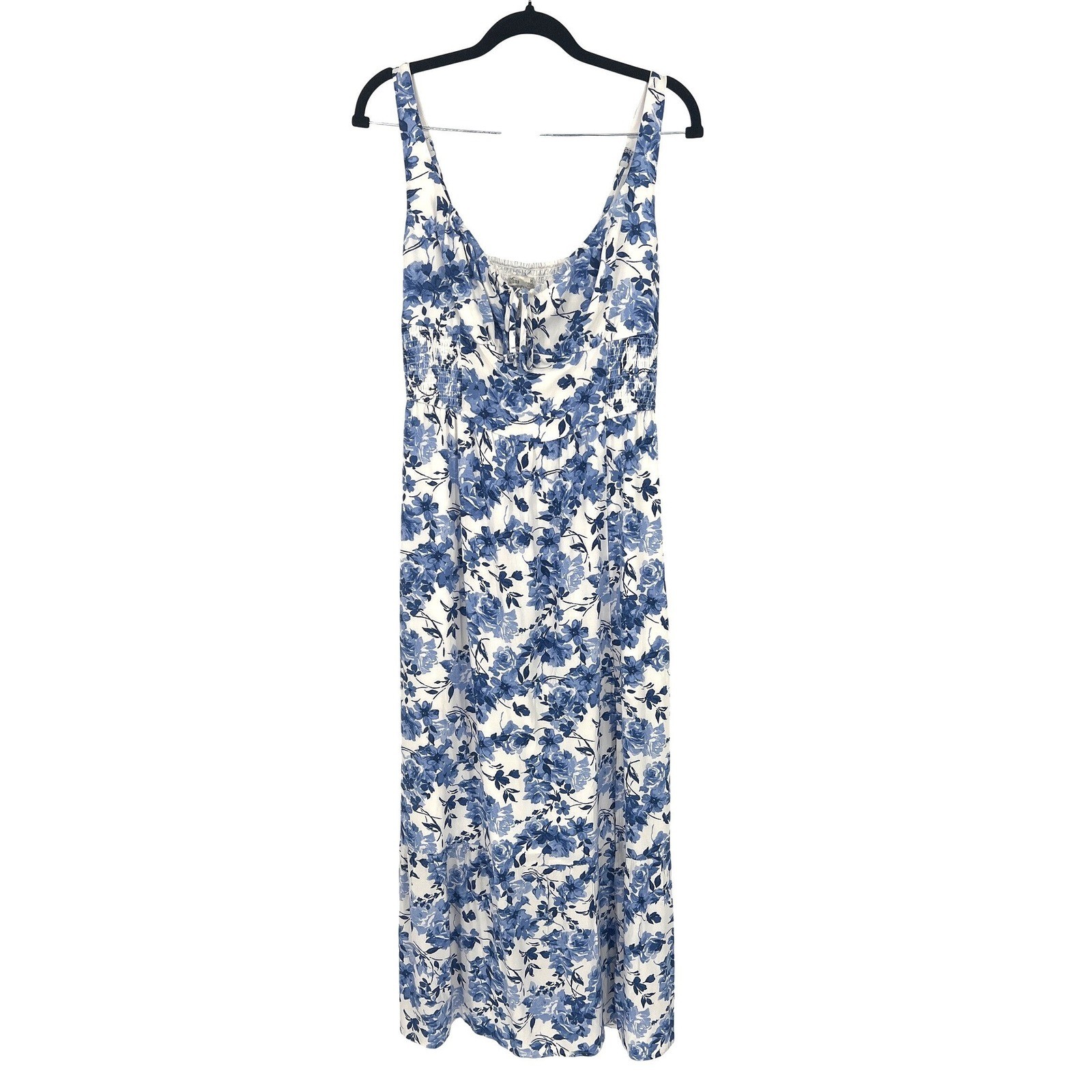 Hollister Blue White Floral Maxi Dress Pockets Smocked Cottagecore Medium NWT