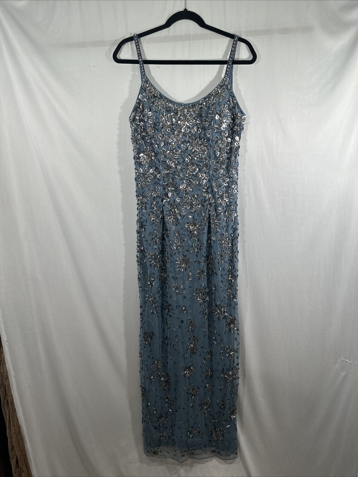NWT Mac Duggal [ 10 ] 5477 Floral Embellished Scoop Neck Gown in Slate Grey J785