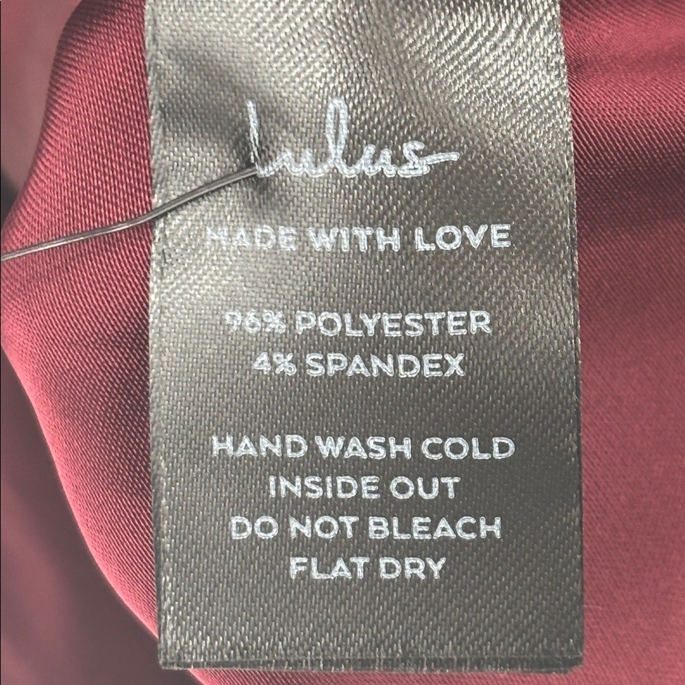 Lulus Classic Elegance Wine Satin Mock neck keyhole back Maxi Dress size XL NWT