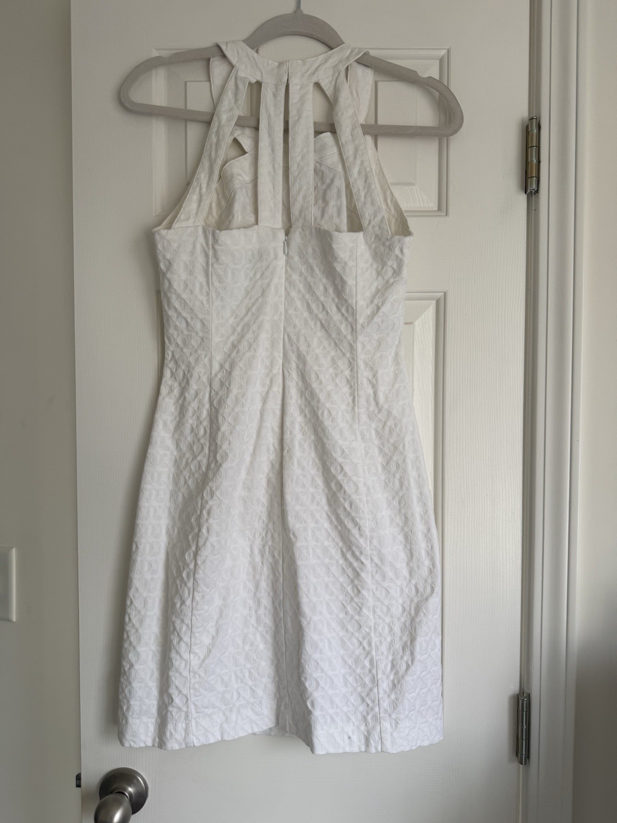 Crown & Ivy White Cotton Jacquard Shift Dress Cutout Back Round Neck 2