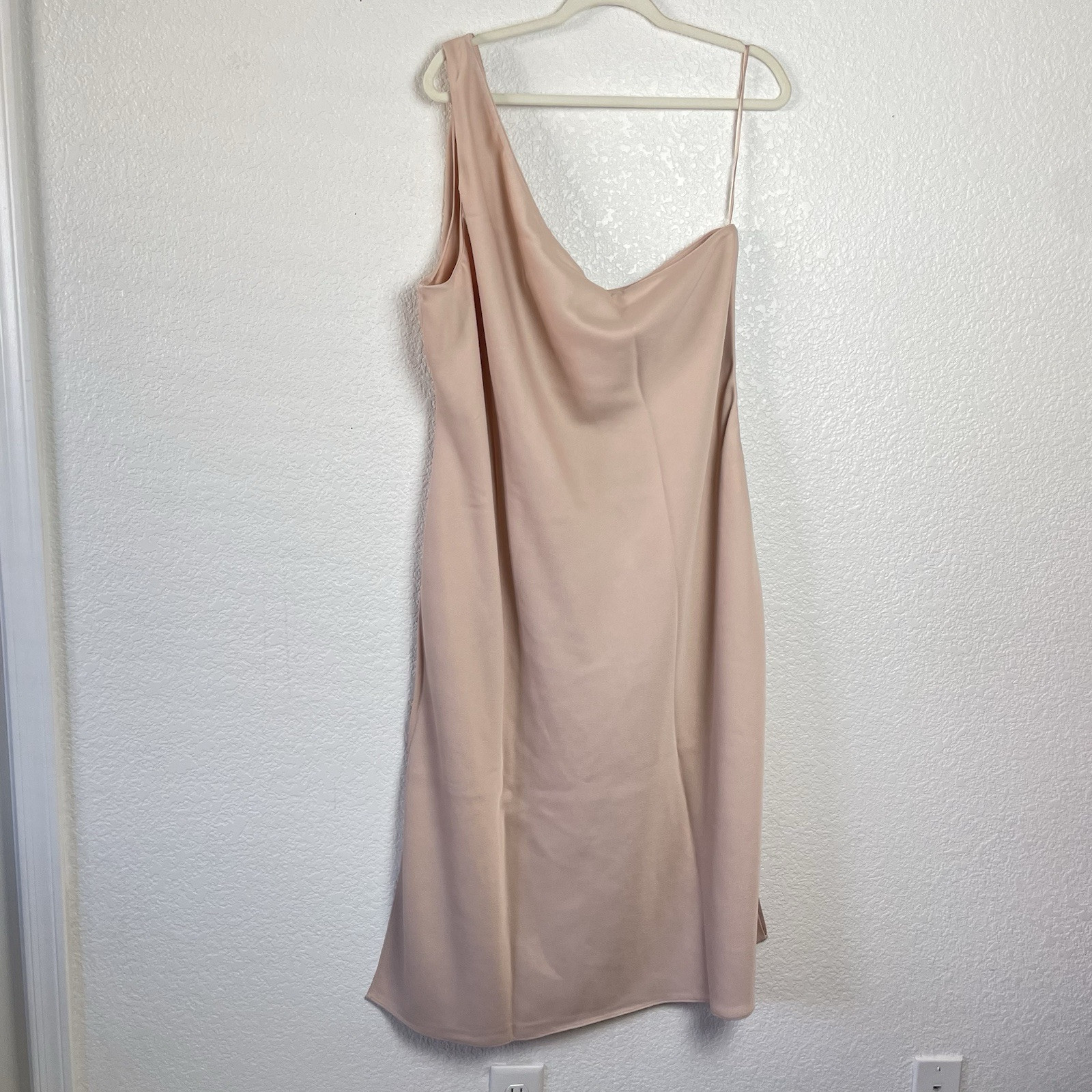 NWT BHLDN Audrie One Shoulder Midi Dress Size 26W in the color Oyster