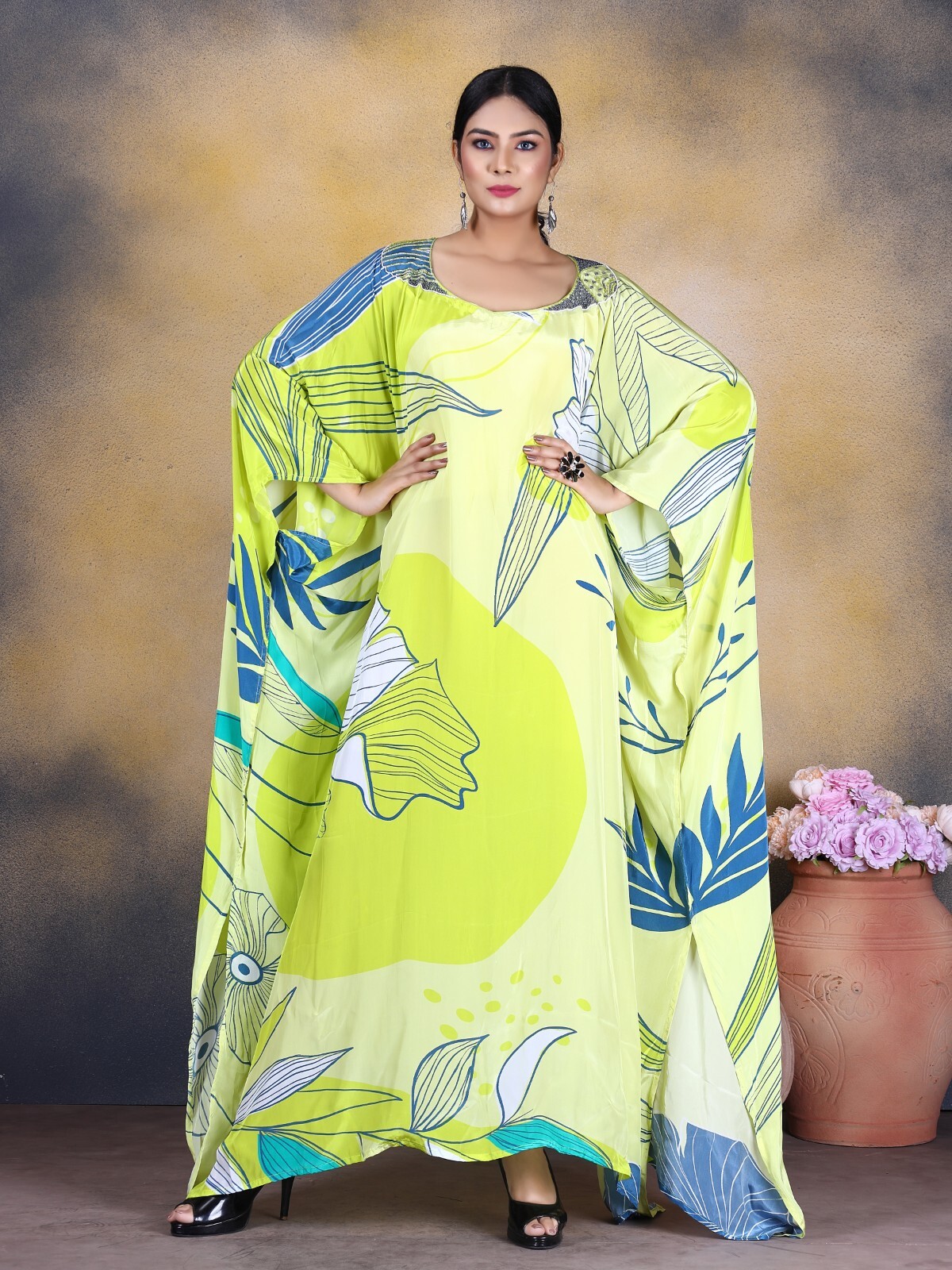 “Serenade in Silk: Floral Kaftans for Romantic Evenings”