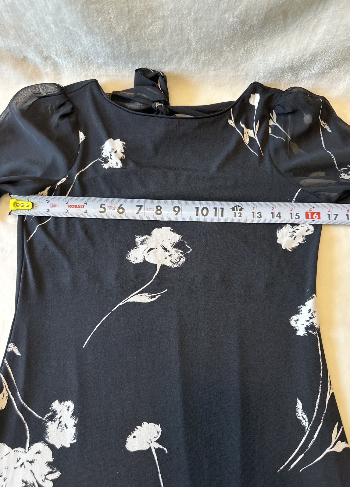 WHITE HOUSE BLACK MARKET Floral Chiffon Tie Back Shift Dress Black White XSP
