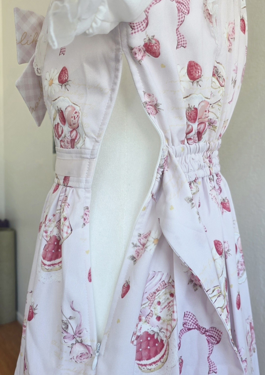 LIZ LISA Strawberry Tea Party Pink/White Patterned Women’s One-Piece Dress Japan