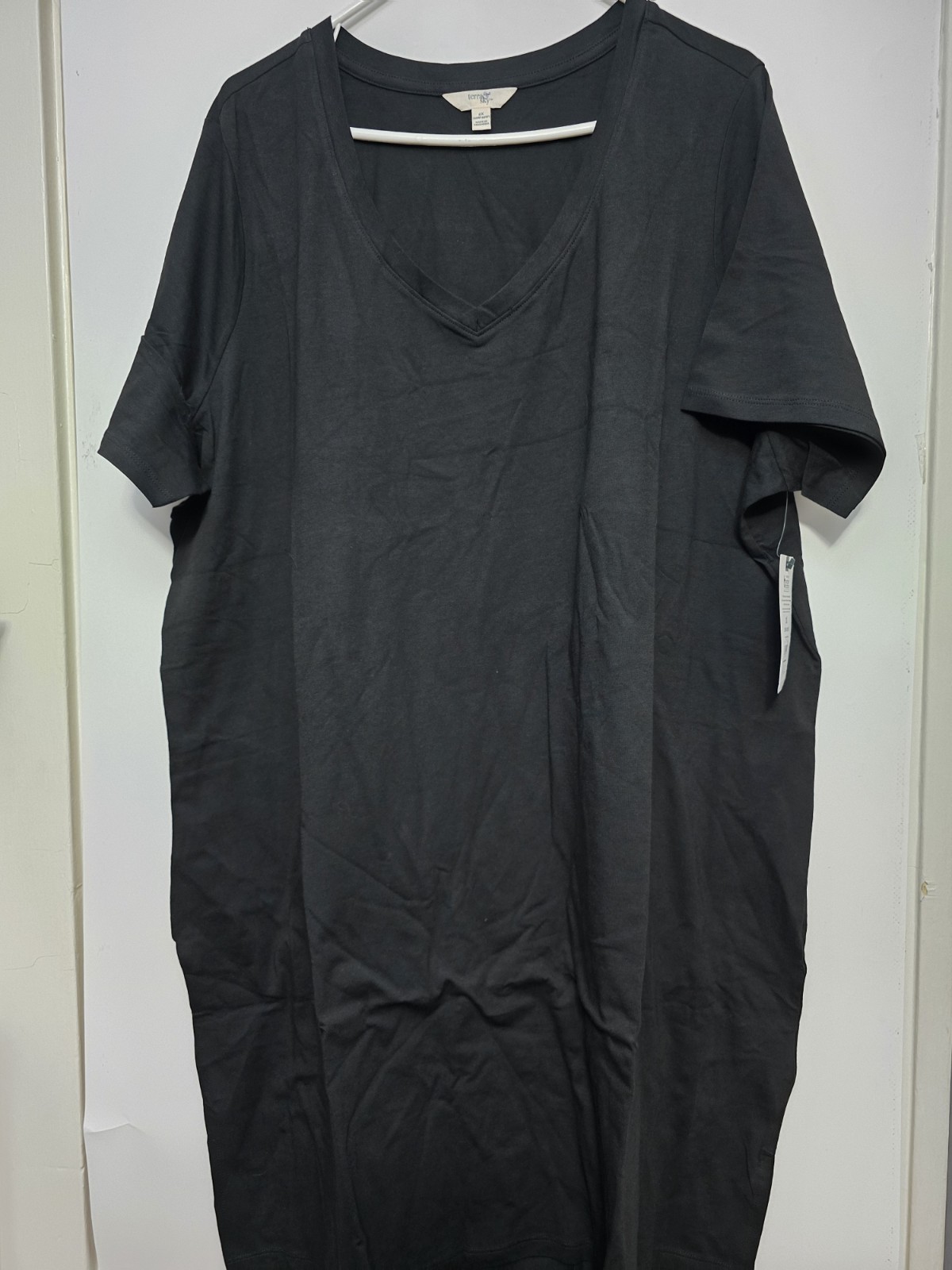 Terra and Sky Women’s Short Sleeve V neck T-shirt Dress, Size 2X 20W-22W Black