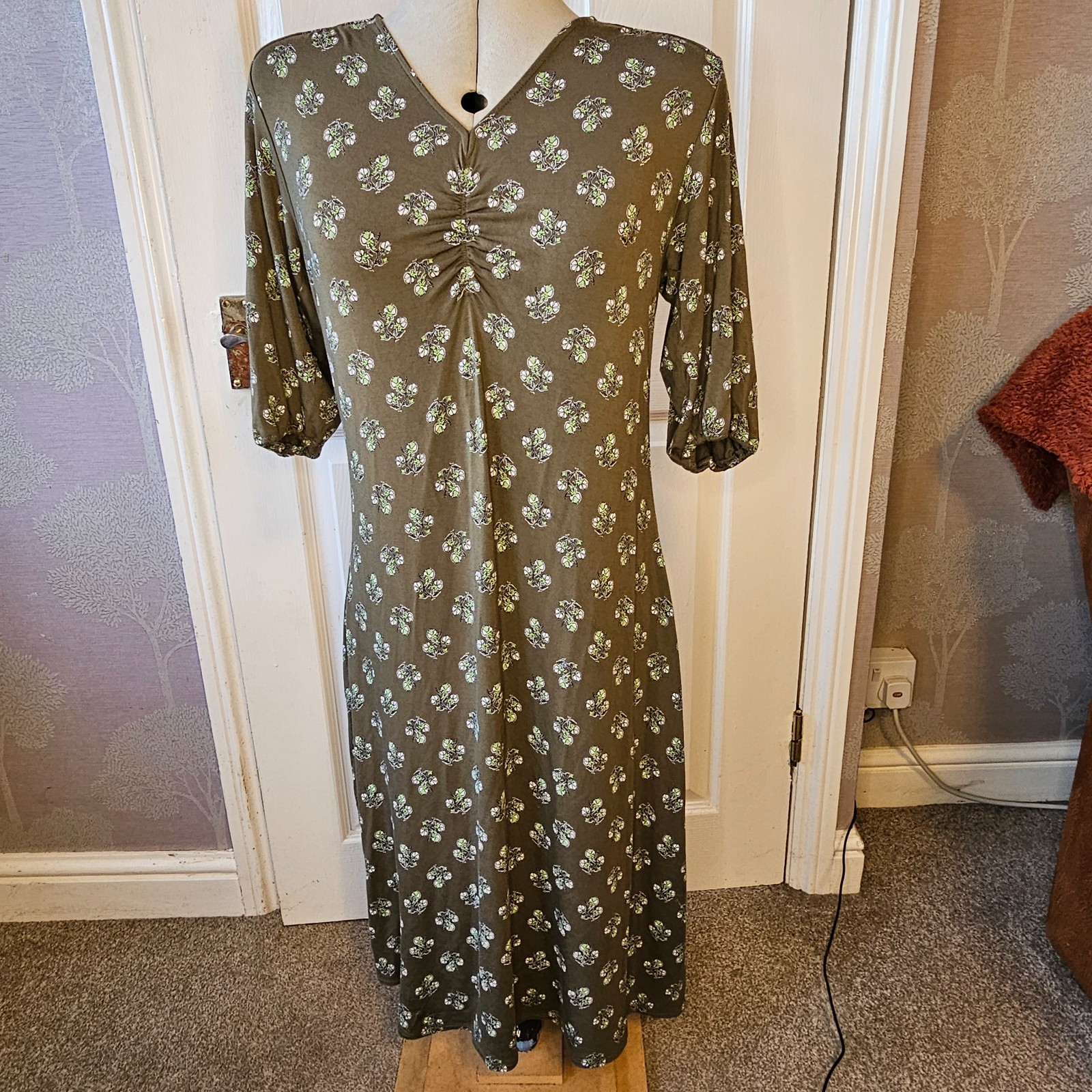 M&S Per Una Khaki Floral Jersey V-Neck Tea Dress Size 10 Regular Midaxis Boho