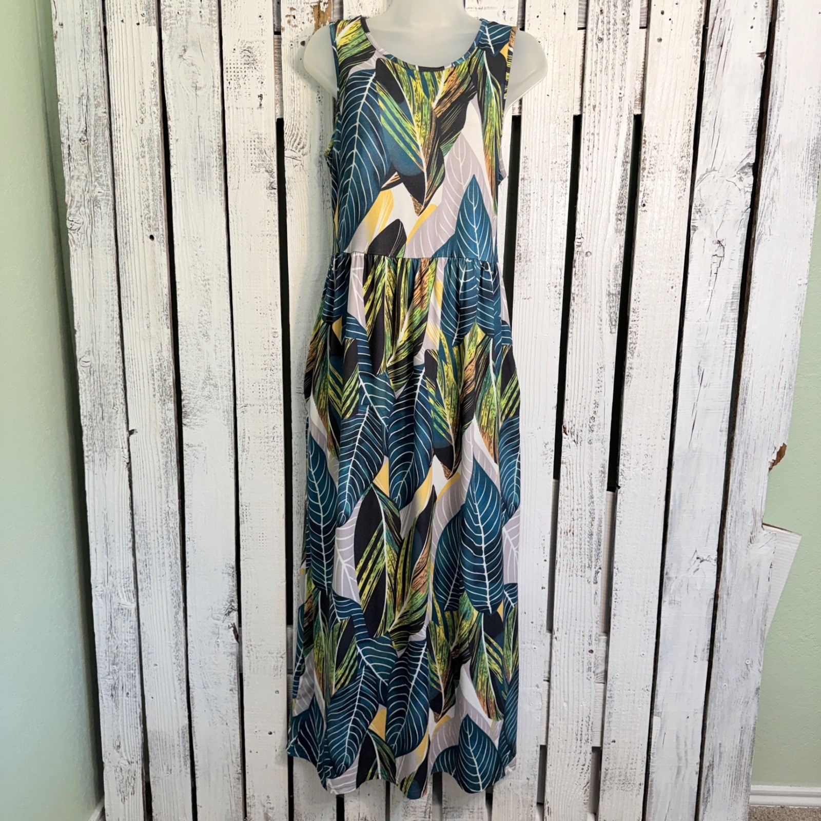 Hount Tropical Palm Leaf Maxi Dress L Sleeveless Pockets Beach Vacation Resort