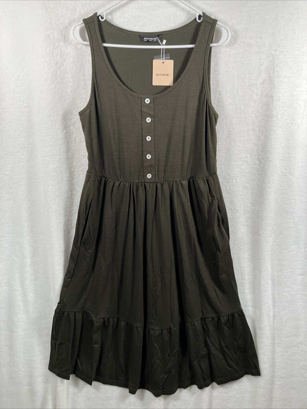 Bloomchic Army Green Midi Dress Womens Size 10 Sleeveless Button Front Pockets