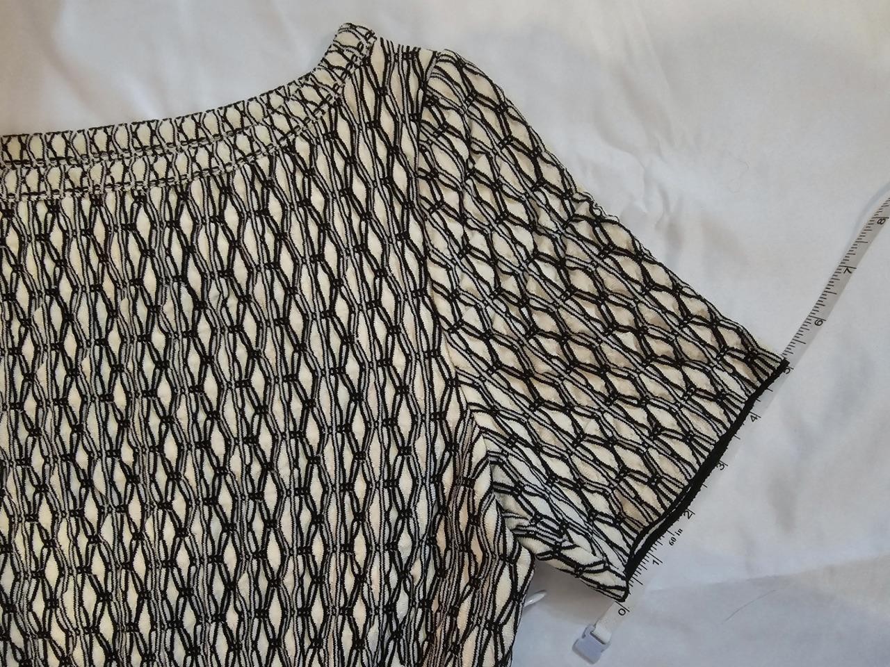ALAÏA Paris Bodycon Short Sleeve Honeycomb Knit Silk Blend Dress – M (42)