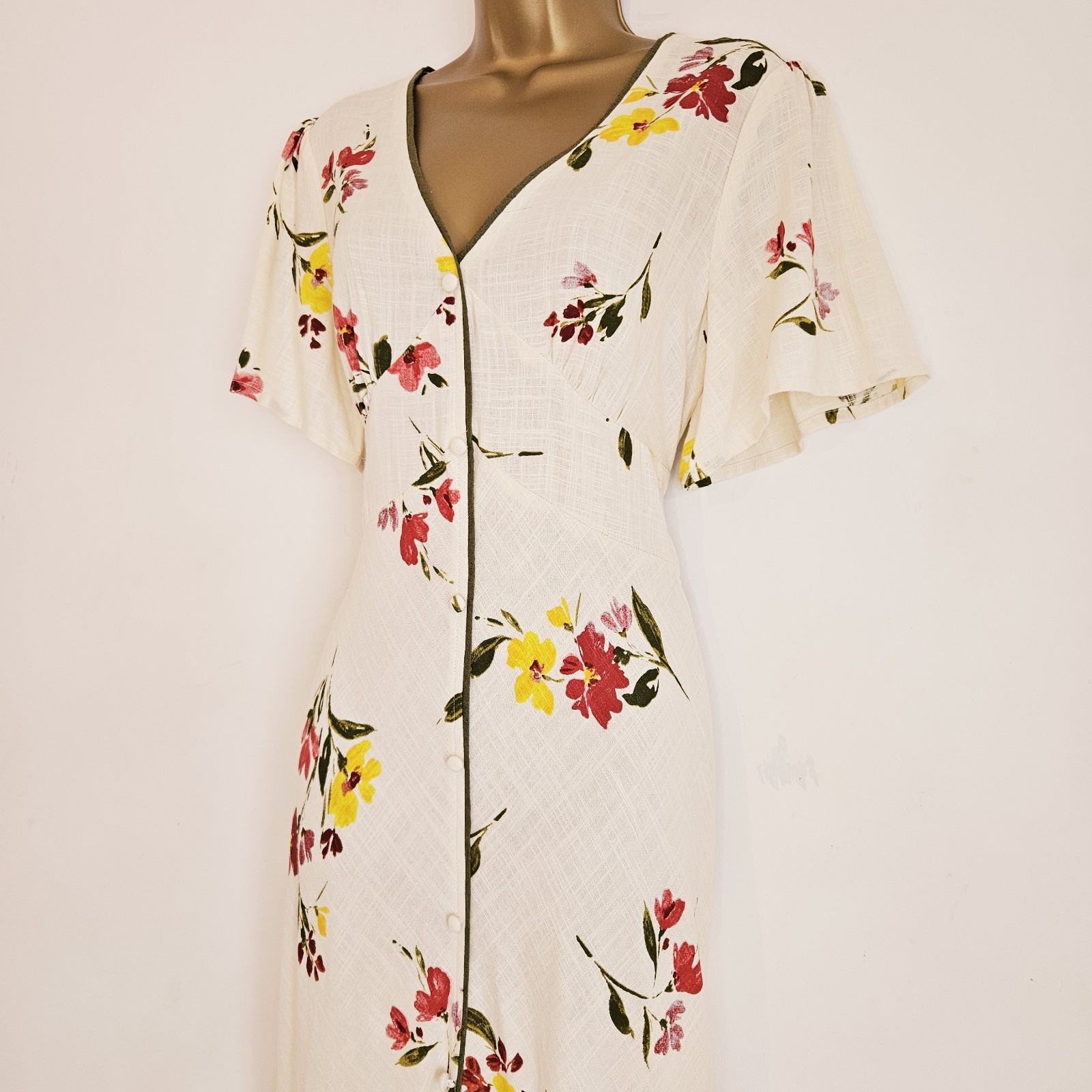 NEW Feemans 10-14 Button Front Linen Ivory Red Green Floral Print Maxi Dress