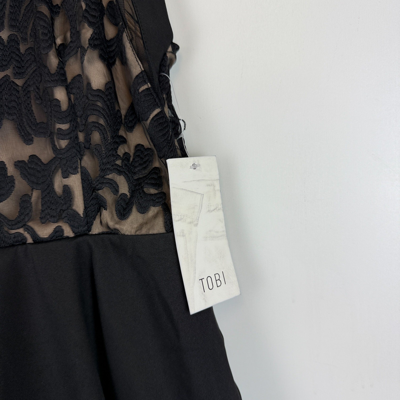 NWT TOBI Embroidered A-Line Mini Halter Black Dress – Size S