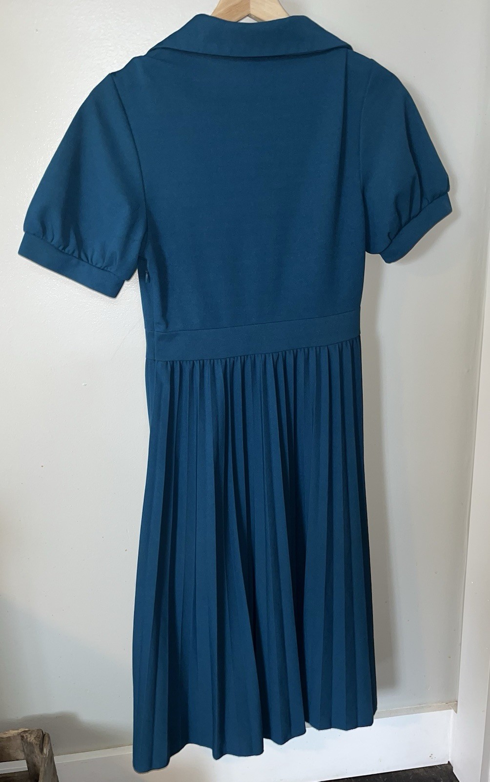 SHEIN Blue Solid V-Neck Puff Short Sleeve Pleated Midi Fit & Flare Dress S