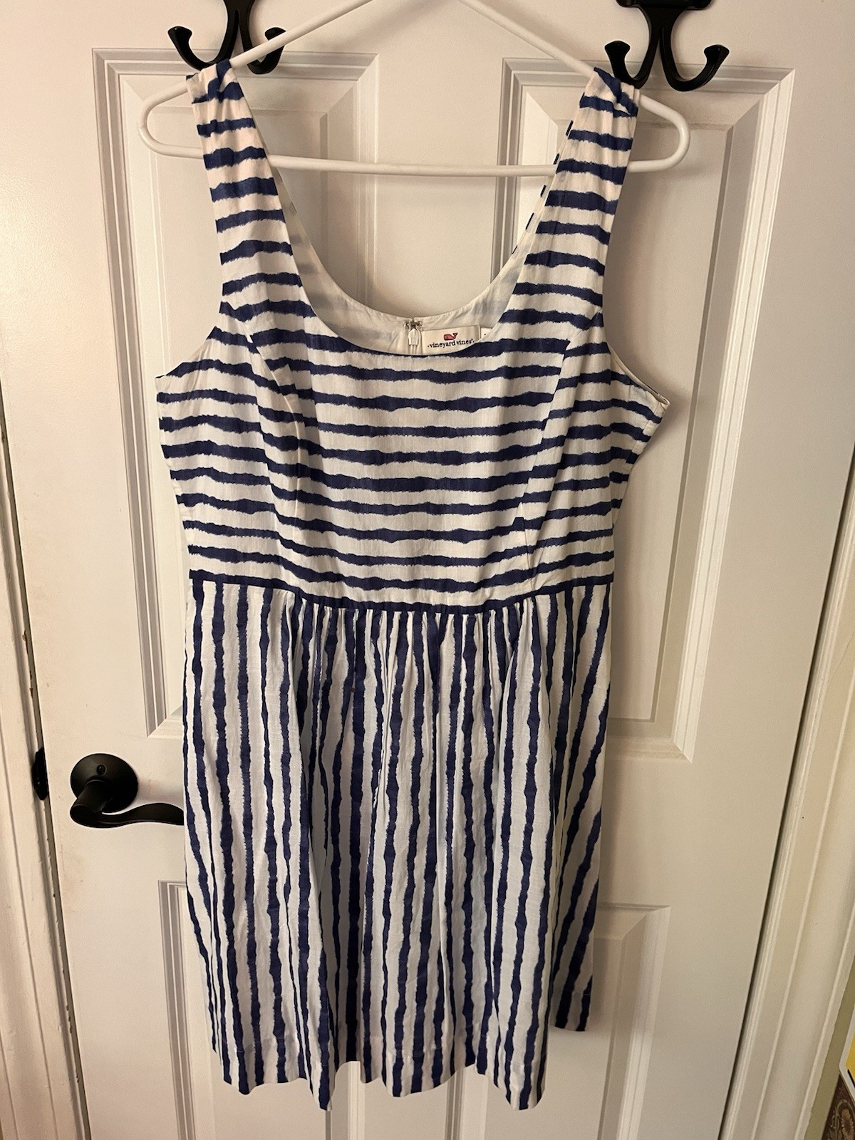 Vineyard Vines Women’s Blue/White Striped Sleeveless Scoop Neck Zip Dress 12