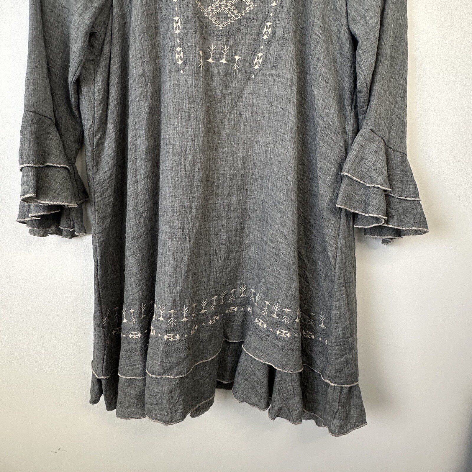 Indigo Soul Tunic Dress Gray Embroidered Boho Indie Knee Length Women Sz Medium