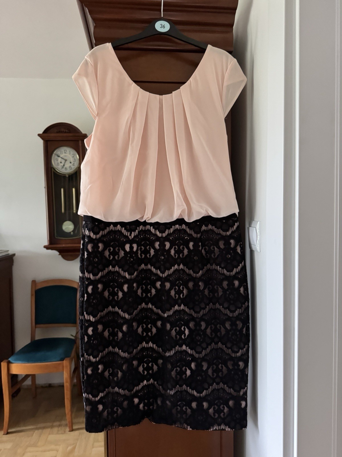 Women’s formal dress Cafalla 44 Poland with lace, powder pink and black