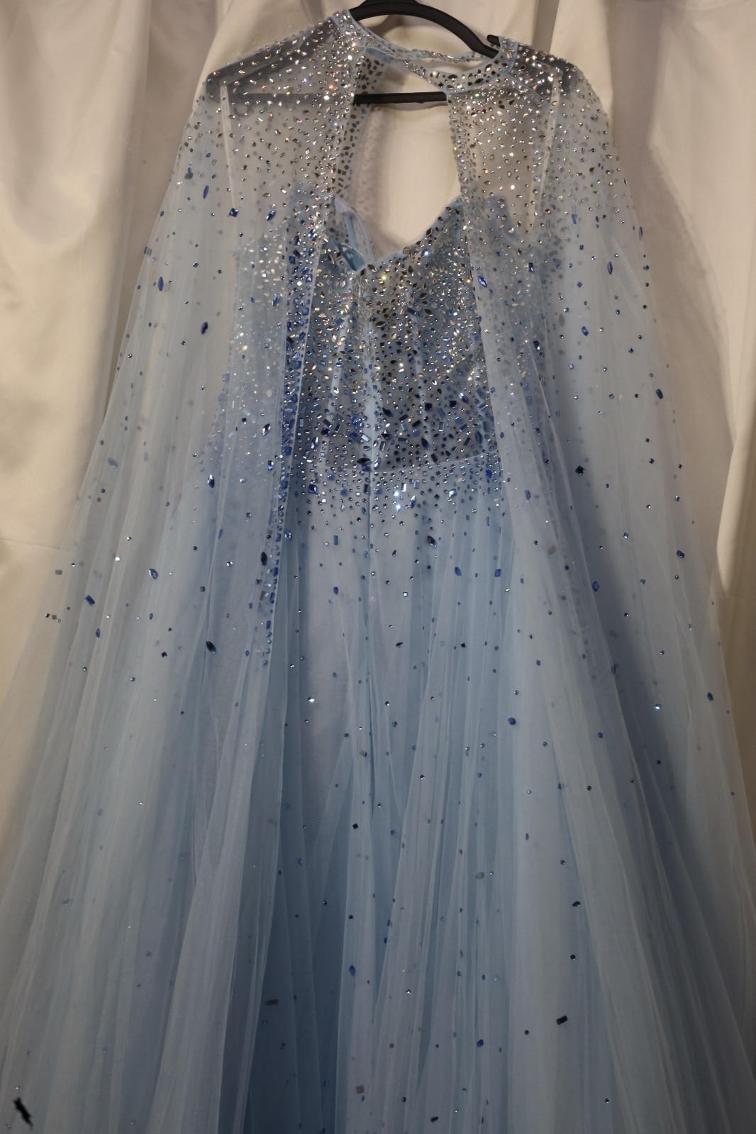 Elegant Evening Dress Light Blue Tulle Crystal Embellished Rhinestones