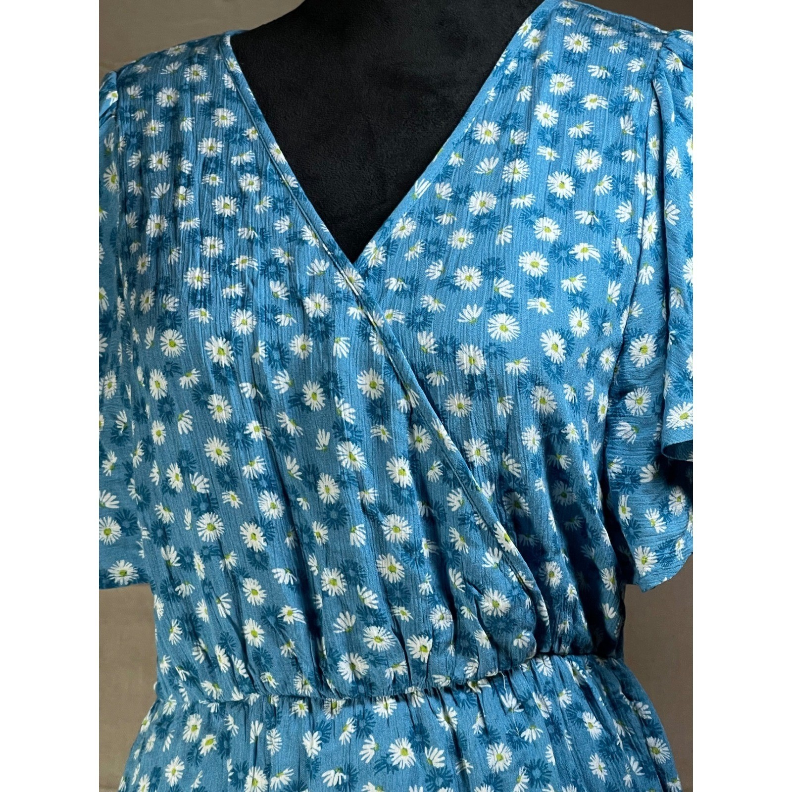 Altar State Blue Daisy Print Flutter Sleeve Tiered Ruffle Dress M boho peasant