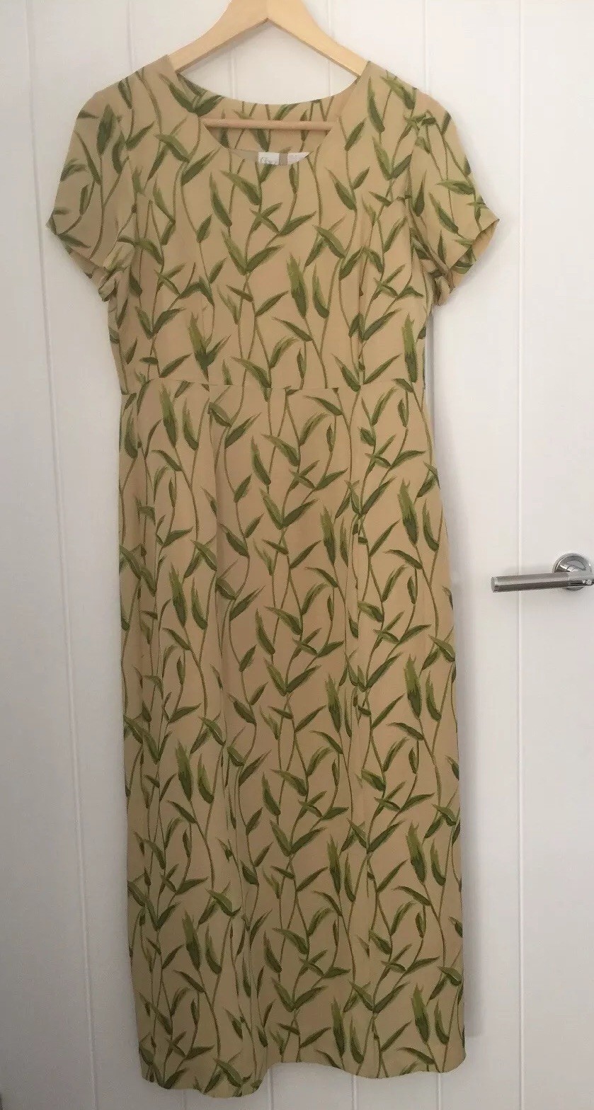 Vintage GW 100% Pure Silk ( Shell )Beige /Green Bamboo Pattern Dress US 6 /UK10