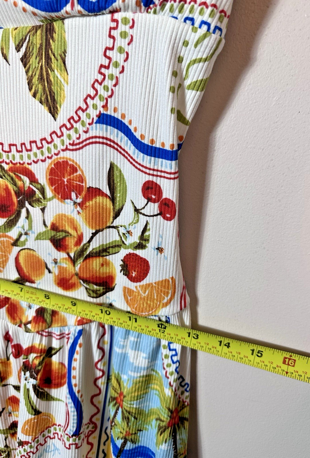 Derek Heart Dress Medium White Orange Fruit Print Fit Flare Picnic Vacation Mini