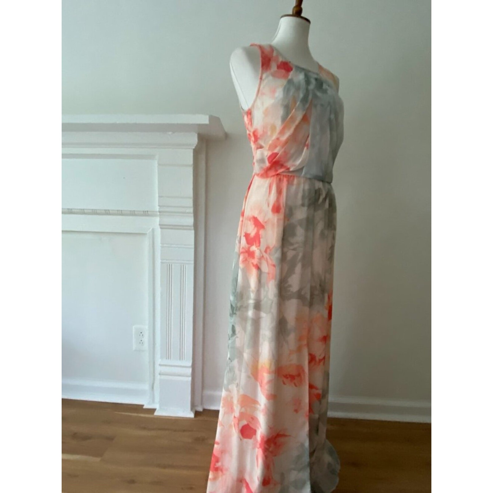 Vince Camuto Formal Dress 8 Gown Medium Maxi Dress Chiffon Wedding Guest Cruise