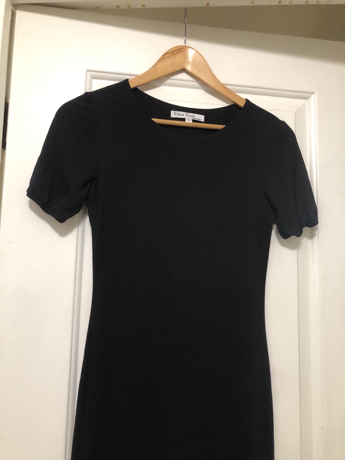 Velvet Torch Black Cap Sleeve Midi Bodycon Dress Size Small Great conditions