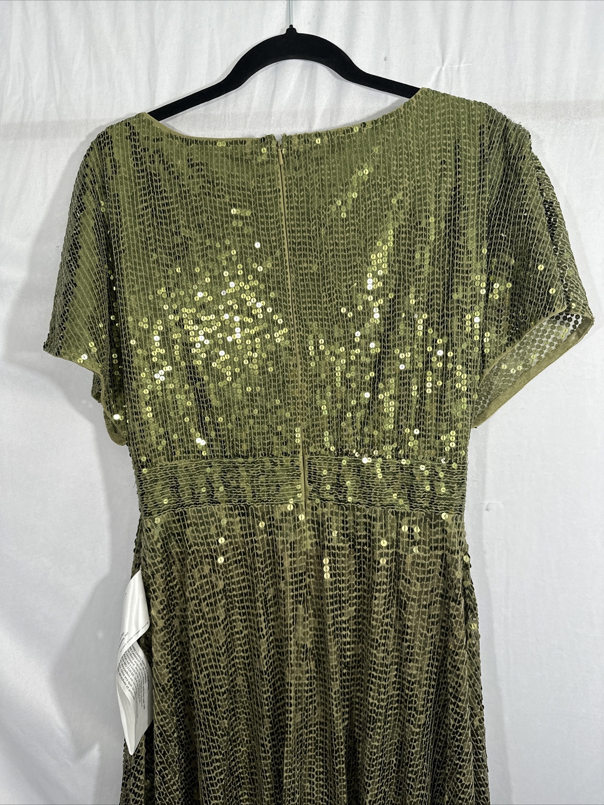 NWT $598 Mac Duggal [ 8 ] Sequined Butterfly Sleeve Wrap Over A Line Gown #Q699