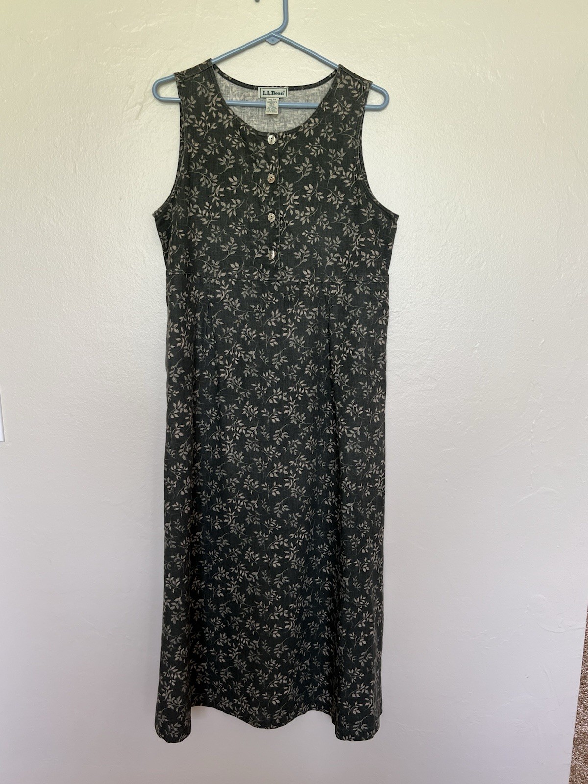 VTG LL Bean linen/cotton sleeveless maxi dress, size 8 green w/tan leaves Modest