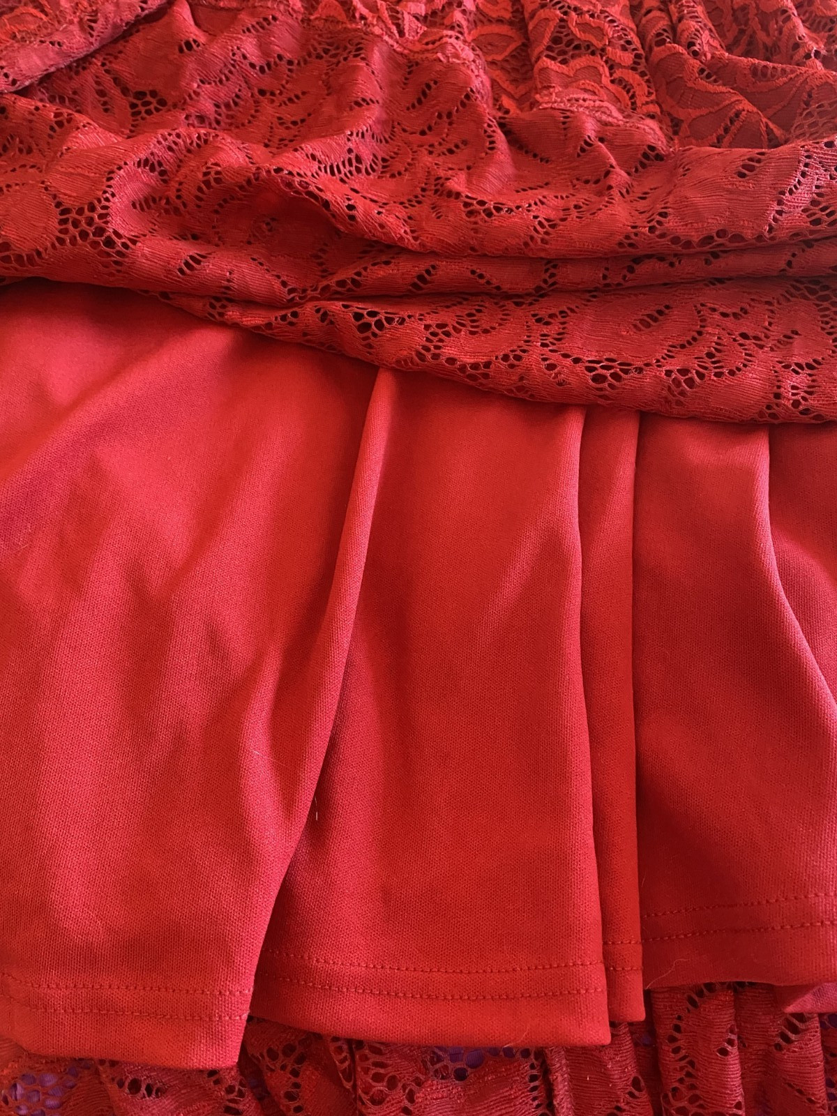Miss Me Red Lace Long Sleeve Lined Stretch Below Knee Pleated Dress M