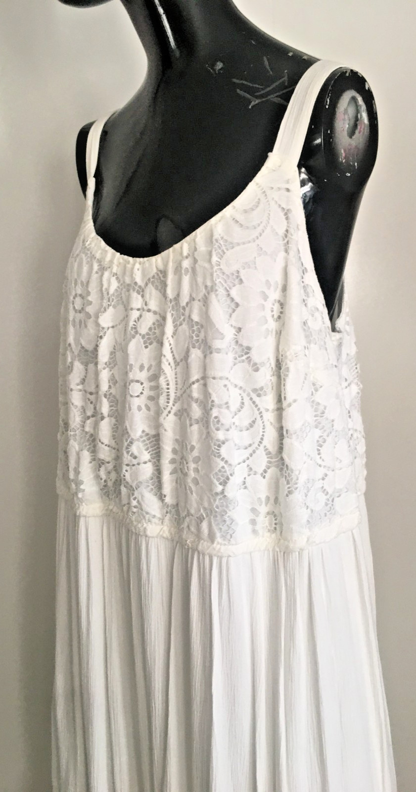 NWT LANE BRYANT Size 18/22 White Lace Cotton Rayon Nylon Blend Lined Dress