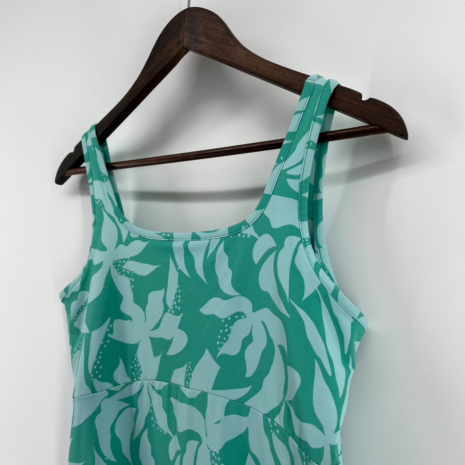Columbia PFG Dress Medium Freezer III Teal Green Tropical Palm Leaf Fishing EUC!
